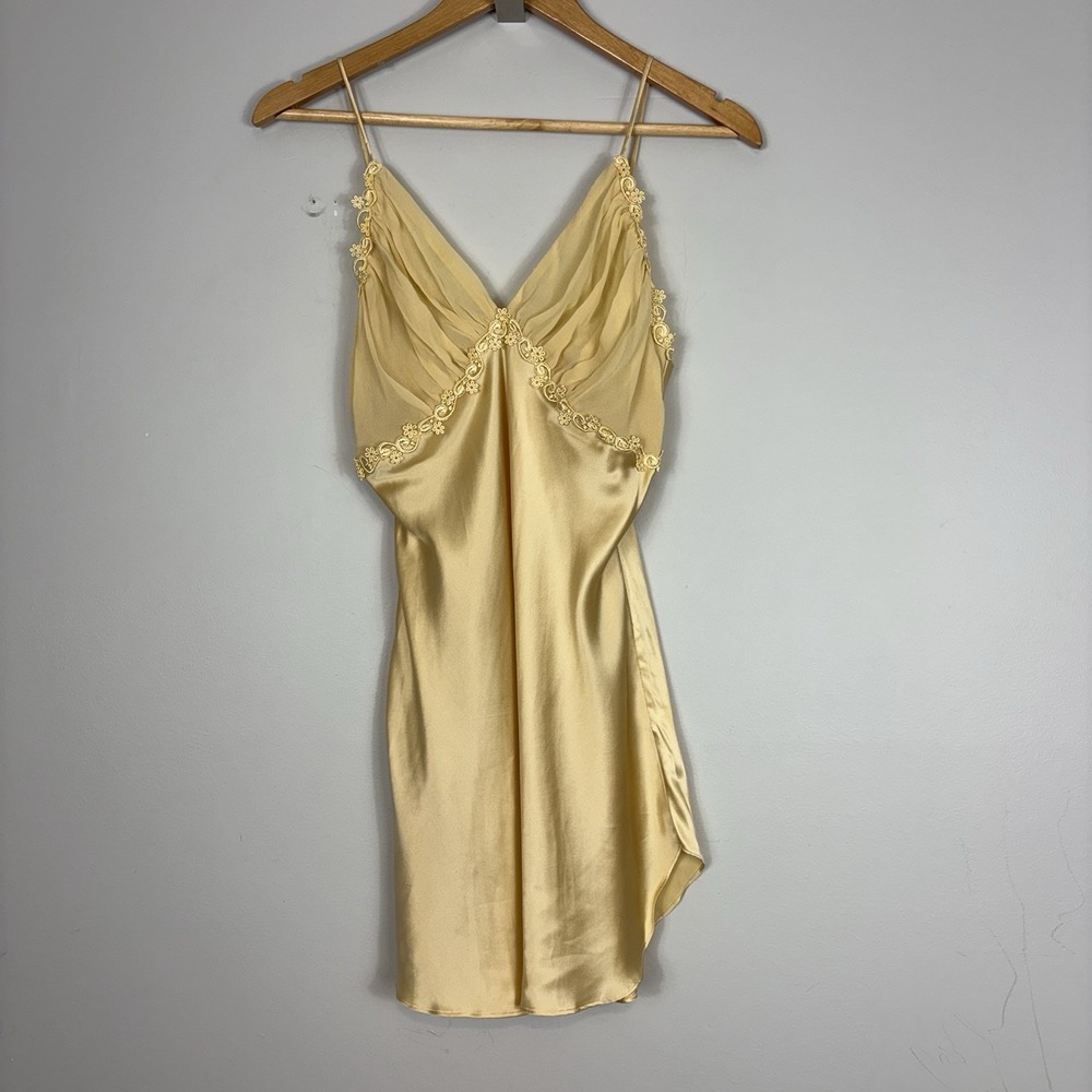 Vtg Victoria's Secret Gold Label 100% Silk Slip Dress Sz S Pleated Lace Floral
